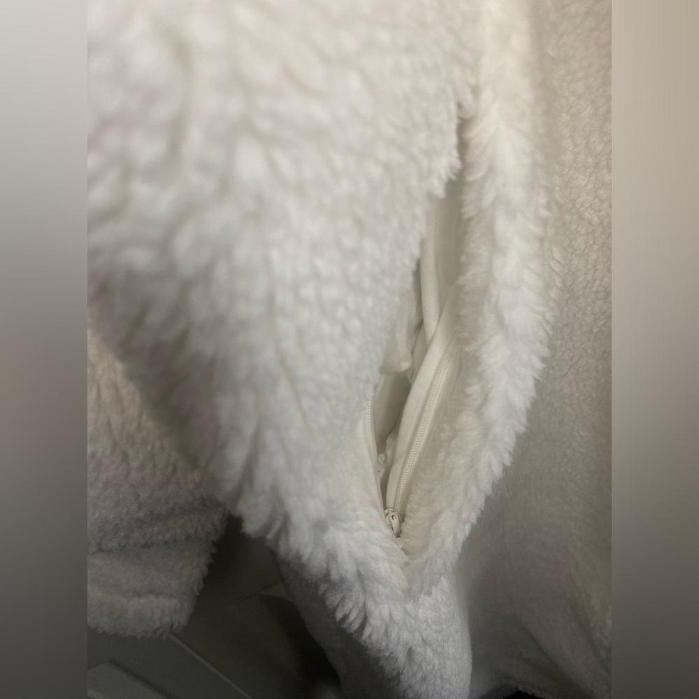 NWT Alo Yoga Oversized Sherpa Trench Teddy Coat - Ivory - Picture 11 of 13